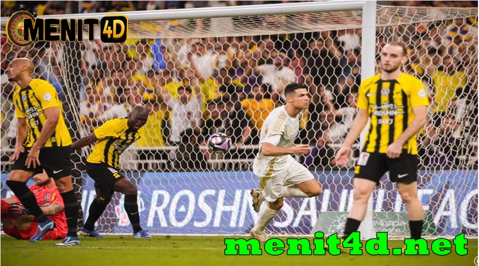 Benzema dan Ronaldo Cetak Gol, Al Ittihad Kalahkan Al Nassr Skor 2-1